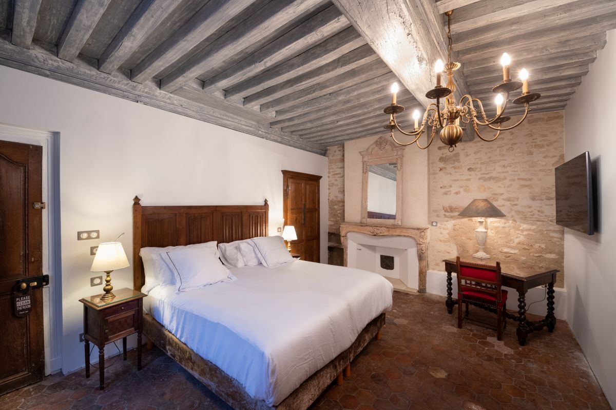 Hôtel des Remparts Beaune - Suite