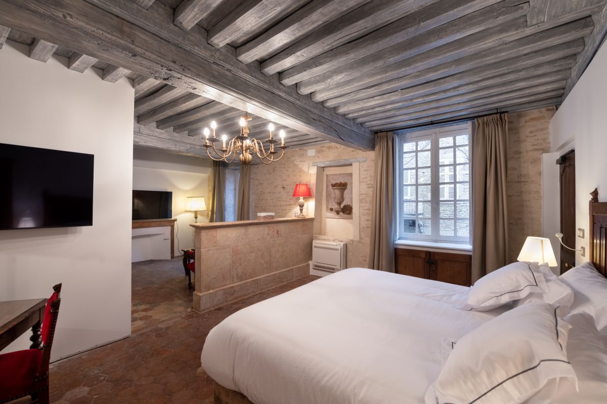 Hôtel des Remparts Beaune - Suite